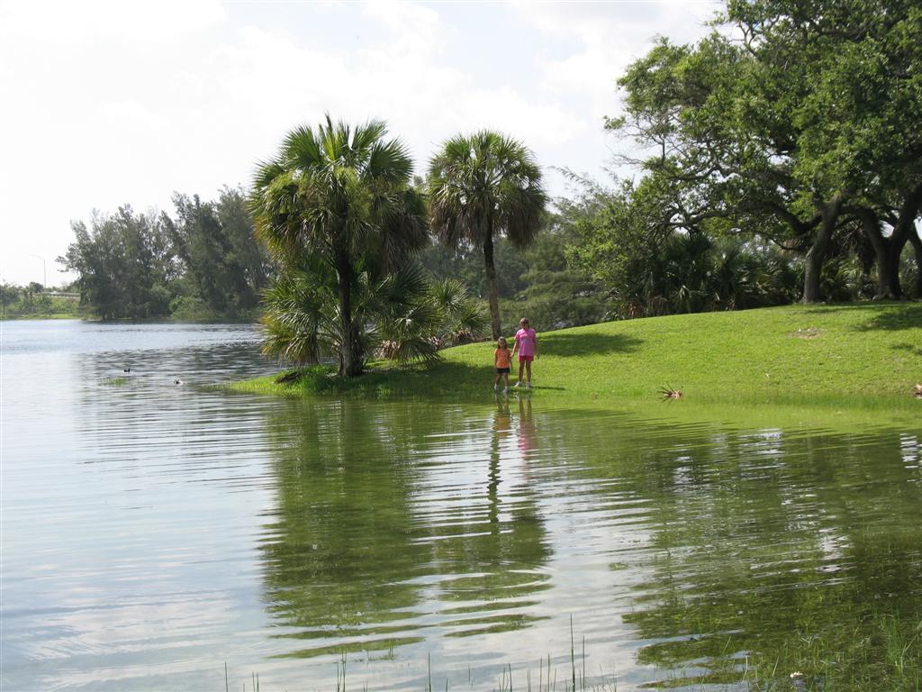 Topeekeegee Yugnee Park Hollywood Florida   My Girls
